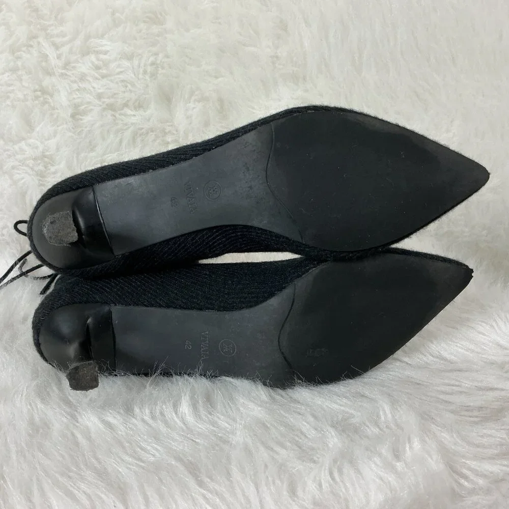 Vivaia Phoebe Kitten Heel Black Pointed Toe Lace Up Bootie Heels EU 42 US 10.5